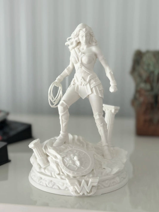WONDER WOMAN
